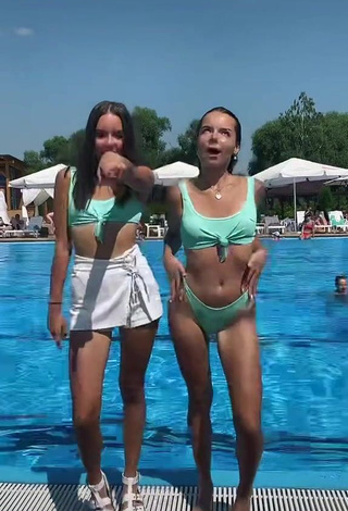 Katia & Nastia (@twinsrussian) - Nude Videos from TikTok