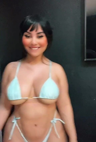 Victoria Matosa Looks Magnetic in Bikini and Bouncing Big Breasts (Underboob)