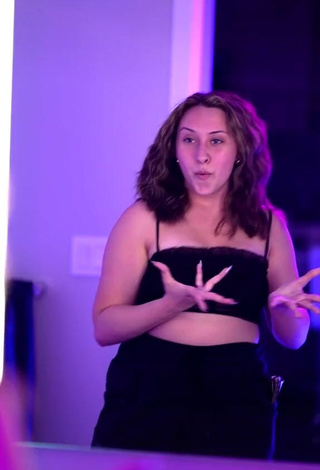 4. Hot Brooklynne Webb in Black Crop Top and Bouncing Boobs