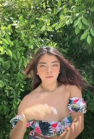 3. Cute Zacil Jimenez Shows Cleavage in Crop Top and Bouncing Boobs