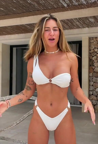 1. Amazing Abril Cols Shows Cleavage in Hot White Bikini