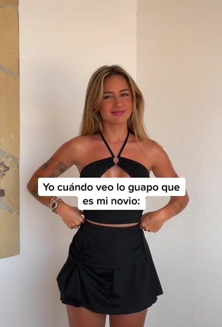 3. Beautiful Abril Cols in Sexy Black Crop Top