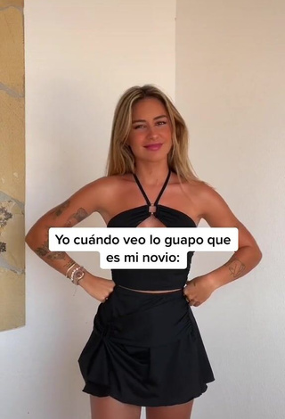 4. Beautiful Abril Cols in Sexy Black Crop Top