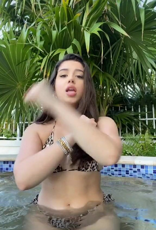 Hot Amanda Díaz in Leopard Bikini at the Pool