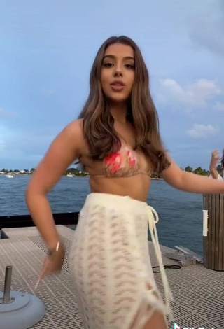 4. Really Cute Amanda Díaz in Bikini Top