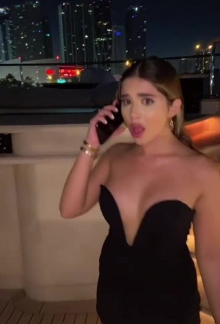 Sexy Amanda Díaz in Black Dress