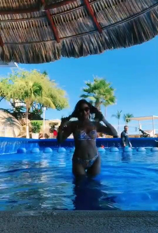 1. Sweet Ana Morquecho in Cute Floral Bikini at the Pool