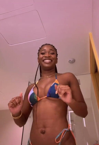 Hottie Angel Ogbonna Shows Cleavage in Bikini and Bouncing Boobs