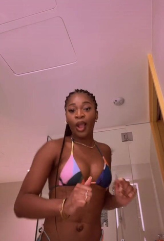 4. Hottie Angel Ogbonna Shows Cleavage in Bikini and Bouncing Boobs