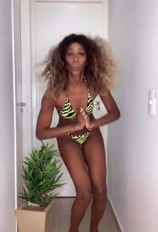 Hot Camilla de Lucas in Zebra Bikini