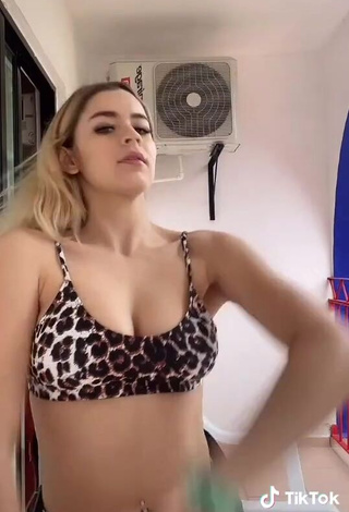 4. Sexy Carol Castro Shows Cleavage in Leopard Crop Top