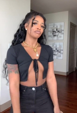 Sexy De'arra Taylor in Black Crop Top